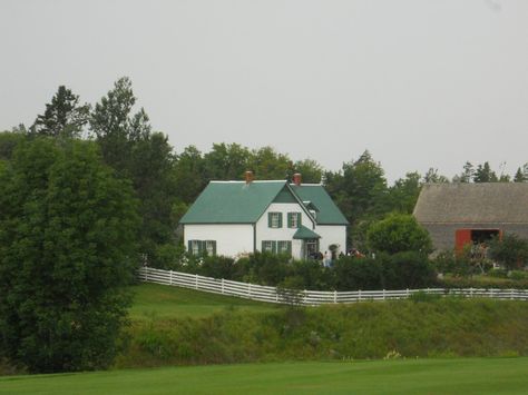 Anne Of Green Gables House, Green Gables House, Road To Avonlea, Gable House, Travel Report, Parks Canada, Port Royal, Anne Shirley, Watercolor Ideas