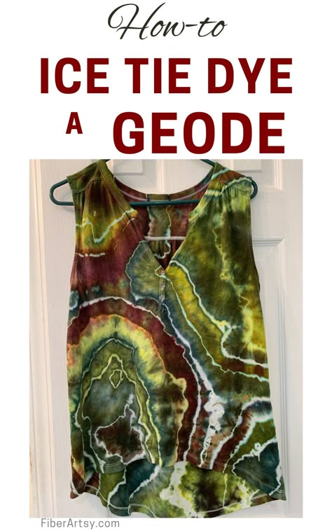 image of a tie dyed shirt in greens, yellow and red Tye Dye Techniques, Tie Dye Techniques Shirts, Tie Dye Patterns Tutorials, Tie Dye Techniques Pattern, Clothes Paint, Easy Diy Tie Dye, Marbled Fabric, Batik Diy, Tie Dye Folding Techniques