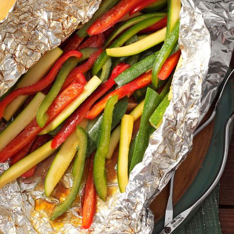 Grilled Peppers and Zucchini Grilled Zucchini Recipes In Foil, Grilled Zucchini Recipes, Bbq Side Dishes, Foil Packet Meals, Foil Packet, Grilled Peppers, Grilling Sides, Zucchini Recipe, Bbq Sides