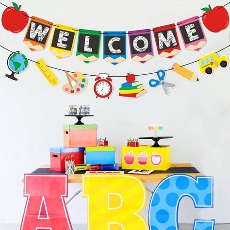 First Day Of Kindergarten Decoration, First Day In School Decoration, First Grade Decor, First School Day Decoration, Welcome Back To School Decorations First Day, Teacher Day Decoration, Teacher Day Decoration Ideas, Welcome To School Decoration, First Day Of School Decoration