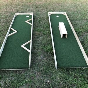 Put Put Golf, Outdoor Mini Golf, Portable Mini Golf, Mini Putt, Diy Yard Games, Putt Putt Golf, Green Backyard, Golf Diy, Golf Birthday Party