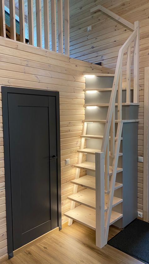 Stairs With Led Lights, سلالم حلزونية, Cabin Stairs, Cottage Stairs, Wood Working Projects, Tiny House Stairs, Loft Stairs, Loft Ladder, Attic Stairs