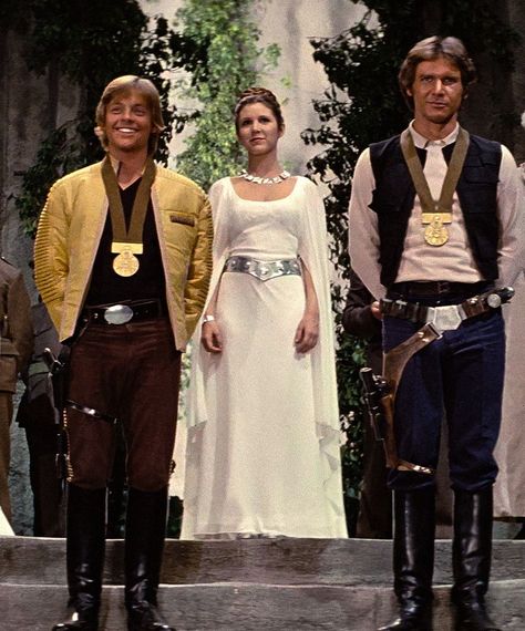 Luke Leia, Star Wars Episode Iv, Leia Organa, George Lucas, Han Solo, A New Hope, Luke Skywalker, New Hope, Star Wars Characters