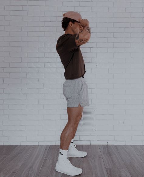 Gymwear Outfits, Athleisure Men, Mens Casual Outfits Summer, Street Fashion Men Streetwear, Men Stylish Dress, Cool Outfits For Men, Mens Fashion Casual Outfits, Gym Style, Mens Casual Dress