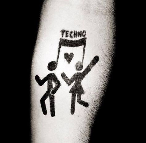 Techno Tattoo Ideas, Techno Tattoo, Music Lover Tattoo, Tattoo Music, Tattoo Couple, Mens Shoulder Tattoo, Tattoo Quotes For Women, Tattoos For Lovers, Music Tattoos