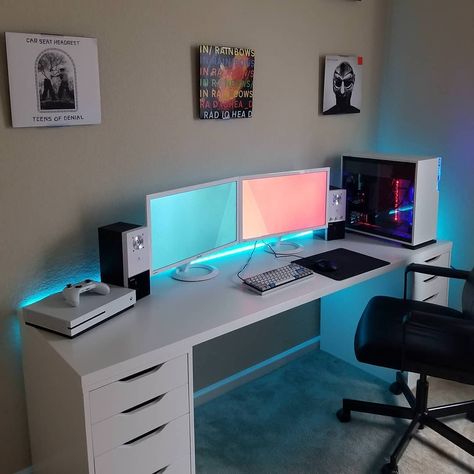 Gamer Room Diy, Inside A House, Computer Gaming Room, Desk Diy, Computer Desk Setup, Computer Build, Video Game Room Design, Video Game Rooms, Bedroom Setup