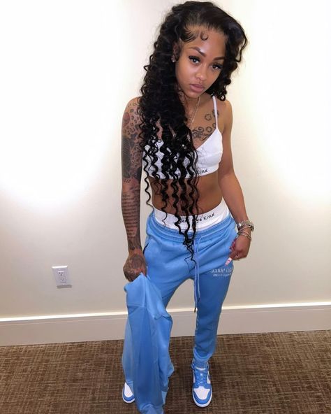 Ann Marie Rapper, Empire Tiana, Ann Marie Wallpapers, Chill Fashion, Baddie Filters, Pretty Babe, Black Family, Pretty Females, Baddie Hairstyles