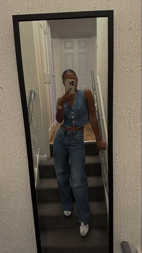 Denim waistcoat, denim trend , wide leg jeans Denim Vest And Shorts Outfit, Jeans Waistcoat Woman Outfit, Vest Outfits Denim, Demin Vest Outfits Aesthetic, Demin Vest Outfit Fall, Denim Vest Festival Outfit, All Demin Outfits For Women, Jean Tank Top Outfit, Denim And Denim Outfit