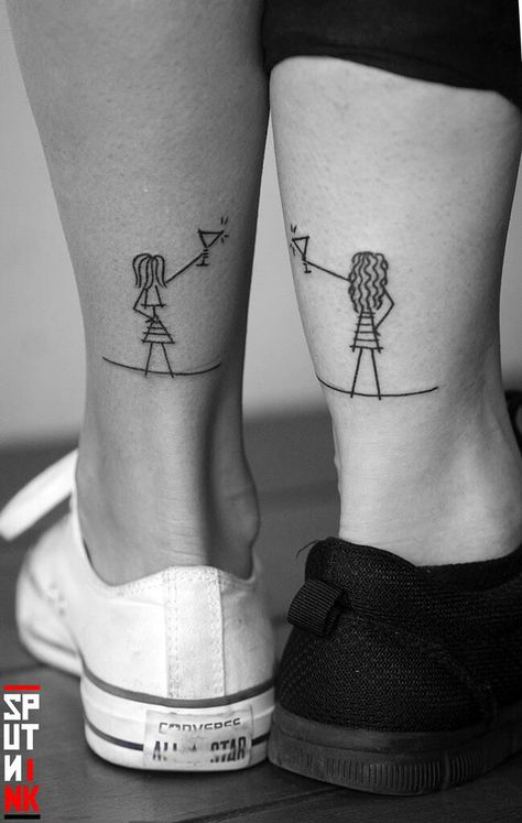 Cousin Tattoo Ideas, Matching Friendship Tattoos, Couple Tattoo Ideas, Cousin Tattoos, Twin Tattoos, Cute Matching Tattoos, Matching Friend Tattoos, Matching Best Friend Tattoos, Bestie Tattoo