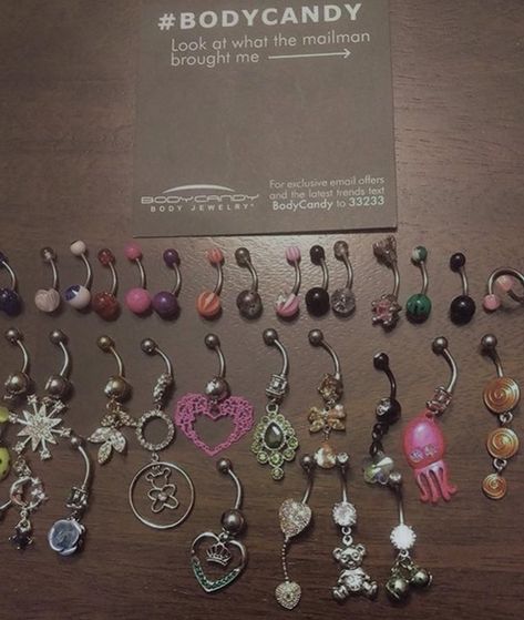 Jewelry Nose Rings, Cute Belly Rings, Jewelry Facts, Belly Button Piercings, Belly Piercings, Bellybutton Piercings, Belly Button Piercing Jewelry, Jewelry Y2k, Belly Piercing Ring