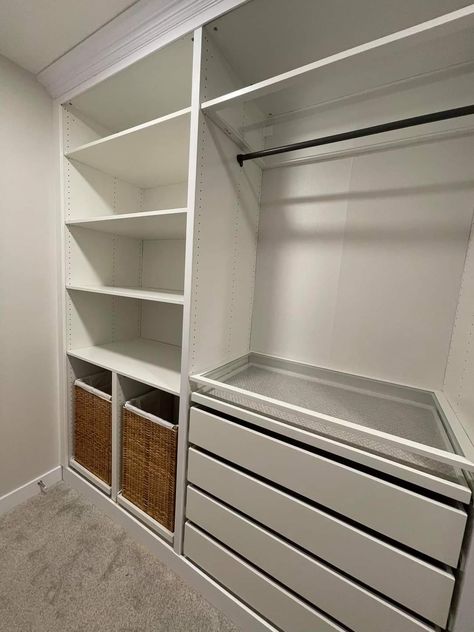 Wardrobe Shoes Organisation, Cupboard Organization Bedroom, Closets Design, Modern Apartment Living Room, Room Organization Bedroom, Dream Closet Design, Luxury Closets Design, Closet Renovation, Closet Layout