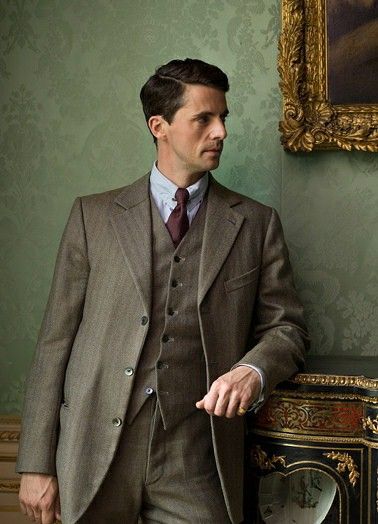 Theatre Hairstyles, Matthew Goode Downton Abbey, Victor Aesthetic, Men Retro Style, Henry Talbot, Michael Donovan, Classic Mens Fashion, Suit Styles For Men, Coats With Fur