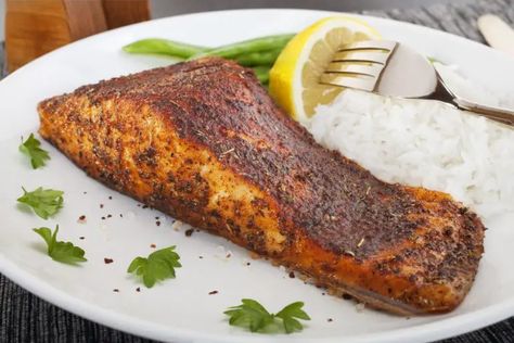 Red Drum Fish, Blackened Salmon Recipes, Slow Cooker Salmon, Mango Salsa Salmon, Cajun Salmon, Paleo Fish Recipes, Paleo Fish, Blackened Salmon, Jamaican Recipes