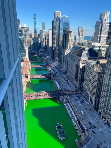 Chicago Saint Patricks Day, St Pattys Aesthetic, Chicago St Pattys Day, St Patricks Day Aesthetic, Day In Chicago, Enchanting Places, St Patties, Chicago Trip, Chicago Aesthetic