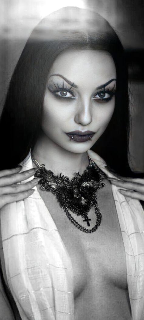 Riya Albert, Darya Goncharova, Goth Women, Goth Beauty, Gothic Beauty, Dark Beauty, Drive, Beauty, Quick Saves