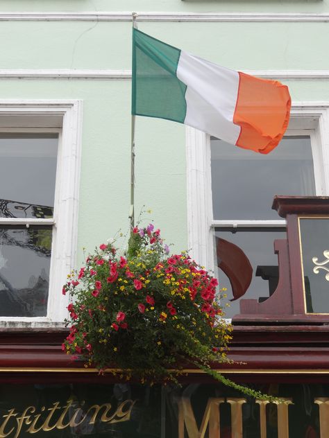 Nothing like seeing the Irish Flag in person Sligo Town Ireland Irish Flag Aesthetic, Irish Language Aesthetic, Irish Town Aesthetic, Ireland Flag Aesthetic, Ireland Moodboard, Irish Girl Aesthetic, Ireland Core, Irish Core, Irish Aesthetic