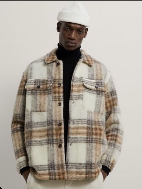 Plaid Jacket Outfit, Plaid Shirt Outfits, Mens Fashion Coat, Flannel Outfits, Black Men Street Fashion, Men Street Fashion, Mens Casual Dress Outfits, Mens Fashion Inspiration, Mens Fashion Streetwear