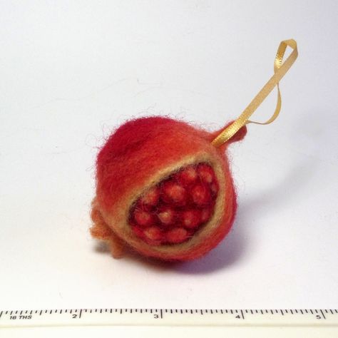 Velvet Pomegranate Diy, Felt Pomegranate, Embroidery Pomegranate, Pomegranate Ornament, Felted Pomegranate, Embroidered Pomegranate, Pomegranate Seeds, Greek Myths, Craft Night