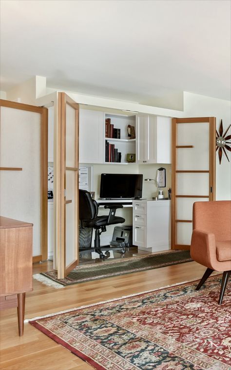 Utilizing space as effectively as possible is a must in most places.  And if you are now working from home you may be looking at converting that closet into a pocket office.   Raydoor has a number of solutions that can help make that happen.  Swing doors, pocket doors and barn doors can all be utilized to help you reimagine your home workspace. Shared Home Office With Divider, Partition Home Office, Convertible Office Space, Retractable Pocket Doors, Home Office Sliding Doors, Pocket Office Ideas Small Spaces, Pocket Office Ideas, Hidden Office Space, Hidden Office In Living Room