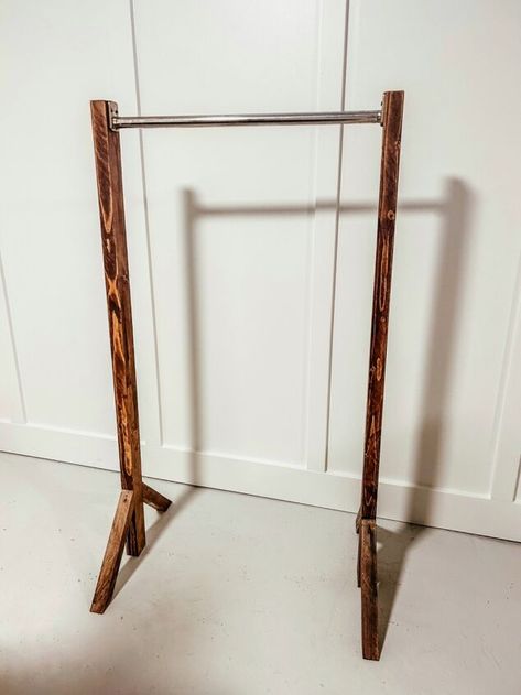 Diy Standing Clothes Rack, 2x4 Clothes Rack, Diy Wood Clothing Rack, Diy Kids Clothing Rack, Wooden Hanging Racks For Clothes, Diy Clothes Rack Wood, Wooden Stand For Hanging Clothes, Diy Clothing Rack, Dress Stand Clothing Racks Wooden