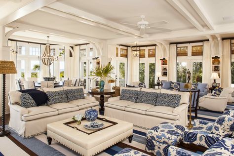 Transitional Great Room, Coastal Eclectic, Eclectic Transitional, Beach Interior, Sala Grande, White Interiors, Florida Design, Blue White Decor, Real Estat