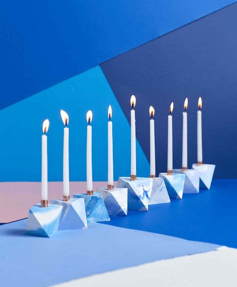 Concrete Menorah Hanukkah Table Setting, Diy Menorah, Hanukkah Diy, Diy Gift Bow, Diy Hanukkah, Sparkling Candle, Hanukkah Crafts, Chanukah Decor, How To Celebrate Hanukkah