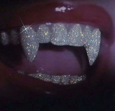 Vampire Fang Aesthetic, Vampire Grillz, Anime Snake, Vampire Barbie, Vampire The Masquerade Bloodlines, Teeth Aesthetic, Pretty Teeth, Lips Photo, Life Affirmations