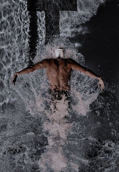 Swimming Butterfly, Male Swimmers, Swim Workouts, Swimming Photography, Swimming Pictures, Swimming World, Swimmers Life, Swim Life, Model Reference