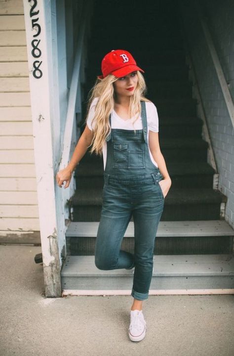 Baseball Outfit Looks Comfy Sporty Outfits, Converse Outfits, Taylor Caniff, Mode Boho, Skirt Denim, Skirt Maxi, Modest Clothing, Mode Inspo, Sporty Outfits