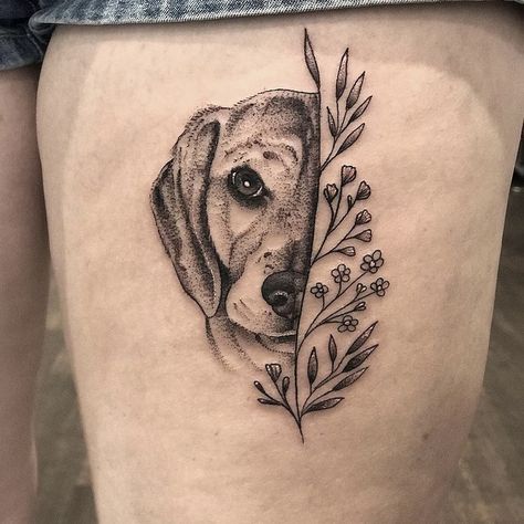 Dog Tattoo Ideas Beagle, Dog Line Art Tattoo Beagle, Beagle Ears Tattoo, Beagle Dog Tattoo, Beagle Tattoo Ideas, Dog Remembrance Tattoo, Delicate Tatoos, Tattoo Bouquet, Pepper Tattoo