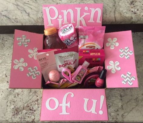 Care Packages for Female Service Members - Countdowns and Cupcakes Box Of Sunshine, Bff Birthday Gift, Bff Birthday, College Care Package, Cute Birthday Gift, Care Packages, Military Wife, Birthday Gifts For Best Friend, Pink Box