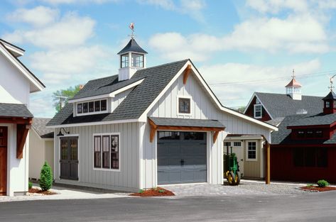 Farmhouse Sheds, Garage Plans With Loft, Post And Beam Barn, House Fence, Farmhouse Garage, Garage Guest House, Garage Addition, Barn Garage, Plans Architecture