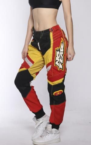 Vintage No Fear Motocross Pants Motocross Outfits For Women, Motocross Pants Outfit, Motocross Style Women Outfits, Racing Pants Outfit, Motocross Outfit Woman, Moto Pants Outfit, Motocross Fashion, Motocross Outfit, Racer Pants