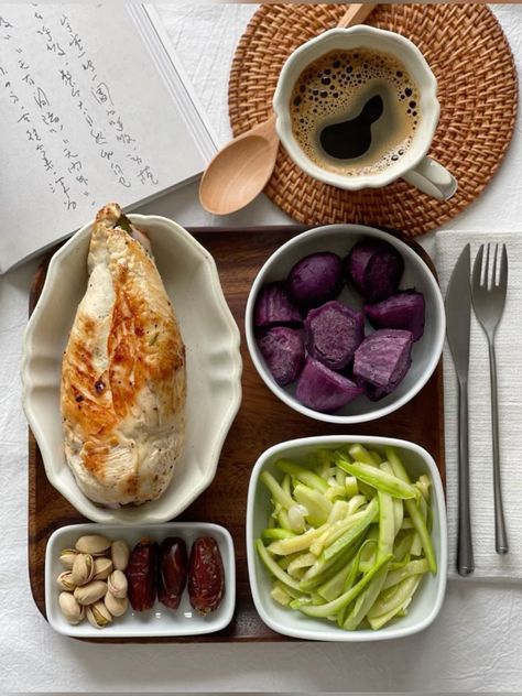 Japanese Healthy Lifestyle, Japanese Meal Prep, Korean Healthy Food, Healthy Japanese Food, Asian Diet, Christmas Meals, Festive Recipes, Meal Inspiration, Healthy Food Menu