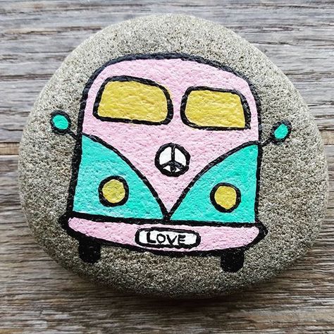 Teacup Crafts, Diy Rock Art, Art Painting Tools, Painted Rocks Kids, Hippie Painting, Painted Rocks Craft, Painted Rocks Diy, Rock Painting Ideas Easy, Rock Painting Patterns