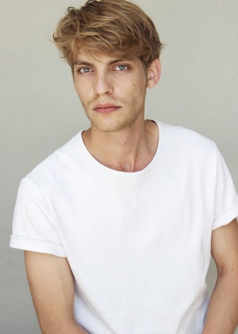 Baptiste Radufe, Model Profile, Model Profiles, People Photography, White Boys, Profile Photo, Male Face, Top Model, Character Inspiration