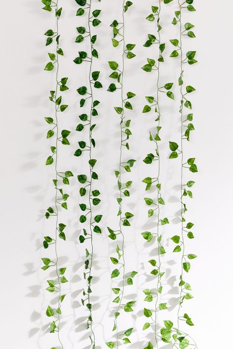 Faux Hanging Vine Garland | Urban Outfitters Australia Vine Garland, Aesthetic Room Ideas, Hanging Plants Indoor, Hanging Vines, Rose Vines, Indie Room, Boho Bedroom Decor, Room With Plants, Cozy Room