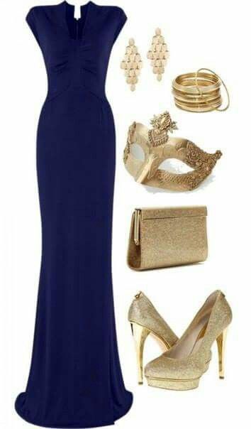 Navy blue floor length gown with gold accessories Chique Outfits, Party Kleidung, Outfits 2017, Gold Accessories, Gorgeous Gowns, Komplette Outfits, Fancy Dresses, Blue Dress, Look Fashion