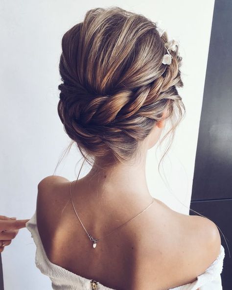 #Updo #EasyUpdo #WeddingUpdo easy updo hairstyles updo for medium hair updo hairstyles for weddings updo hairstyles for long hair hair updos for medium length hair updo hairstyles for short hair easy updos hair up styles pictures Fancy Hairdos, Middle Aged Women Hairstyles, Bridesmaids Ideas, Easy Updo Hairstyles, Romantic Wedding Hair, Short Hair Black, Wedding Hairstyles Bride, Elegant Wedding Hair, Funky Hairstyles