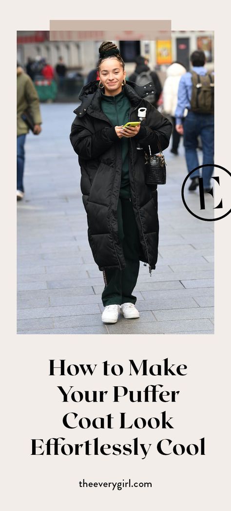 Long Puffer Jacket Outfit Street Style, Long Puffy Jacket Outfit, Puffa Coats Outfit, How To Style Puffer Jacket, Long Line Puffer Jacket Outfit, Maxi Puffer Coat Outfit, Womens Long Puffer Coat, Long Puffy Coat Outfit, Columbia Puffer Jacket Outfit