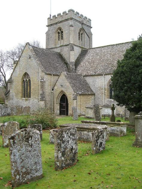 Old English Country Churches, Welsh Architecture, Building Photography, Old Country Churches, British Architecture, Cathedral Architecture, Church Pictures, English Village, Cathedral Church