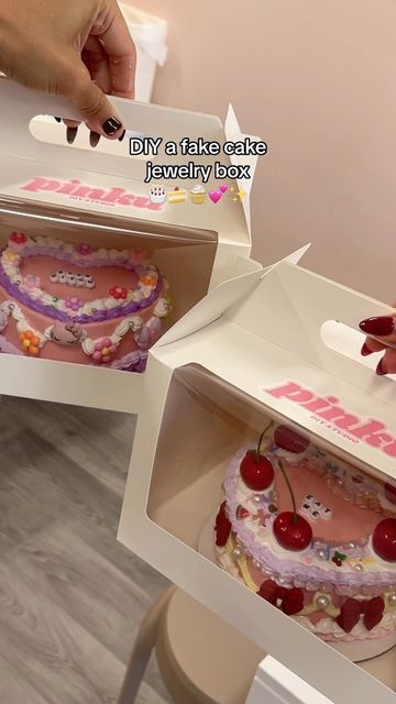 Secret Los Angeles on Instagram: "How cute are these DIY fake cake jewelry boxes?! 🎂😍 this is the perfect activity with friends.✨ Tag who you’re taking below 👇 #mysecretla 📍: @pinkulittletokyo 🎥: TikTok/aliyawears @aliyahwears . . . #losangeles #diy #fun" Fake Cake Box Ideas, Cake Jewellery Box Diy, Fake Cake Jewelry Box, Fake Cake Box Diy, Fake Cake Jewelry Box Diy, Cake Jewelry Box Diy, Craft Packaging Ideas, Fake Cakes For Display Diy, Clay Diy Gifts