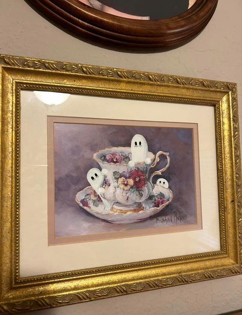 Painted Thrift Store Art, Ghostie Painting, Painting Over Pictures Thrift Stores, Thrift Store Painting Upcycle Ghost, Altered Paintings, Thrift Store Ghost Painting, Halloween Thrift Store Painting, Thrift Painting Halloween, Spooky Thrift Store Painting