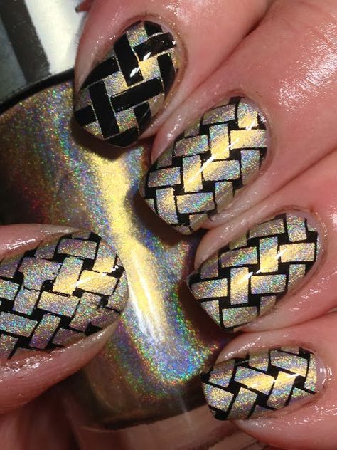 Black and Gold Weaving Nail Designs 2014, Nail Art Images, Nails Design With Rhinestones, I Love Nails, Nail Polish Designs, Nail Art Galleries, Fabulous Nails, Fancy Nails, Nail Stamping