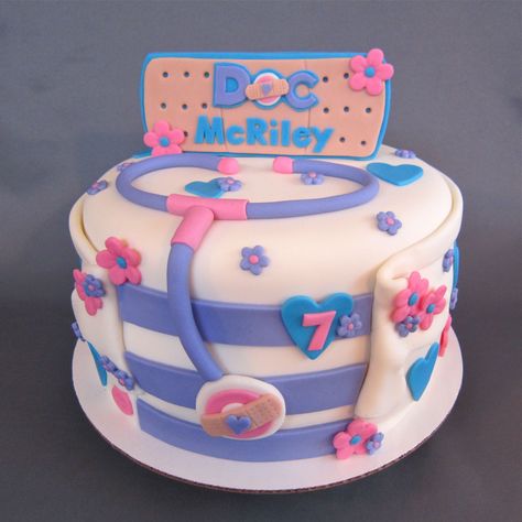 Doc Mcstuffins Birthday Cake, Doc Mcstuffins Birthday Party Ideas, Doc Mcstuffins Cake, Doc Mcstuffins Birthday Party, Doc Mcstuffin, Doc Mcstuffins Party, Doc Mcstuffins Birthday, 3rd Birthday Cakes, Elegant Birthday Cakes