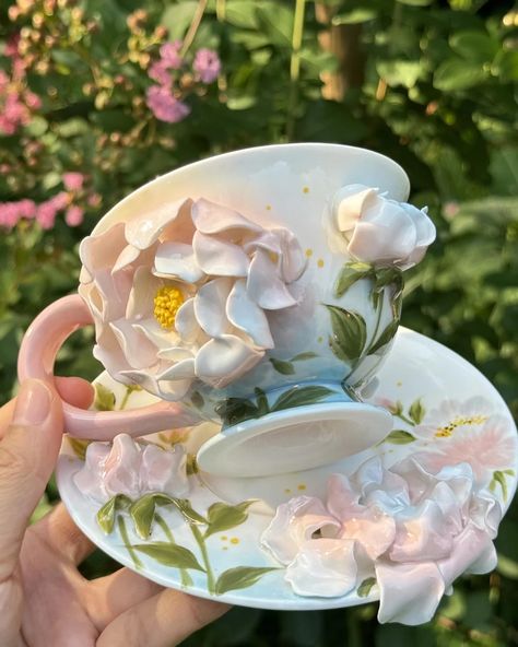 🎀Chinese Paeonia Handmade Ceramics Tea Set#ceramic #ceramics #ceramicstudio #ceramicart #ceramicartist #handmade #handmadegifts #diy#pottery #teapot #teatime #teaset #tea #tealover #coffeetime #coffeetime #makelifearide #coffeelover #flowers #floral #floraldesign #cherryflower #foryoupage Tea Saucer, Cherry Flower, Artsy Style, Ceramic Tea Set, Cup Crafts, Diy Pottery, Ceramic Teapots, Ceramic Studio, Ceramic Artists