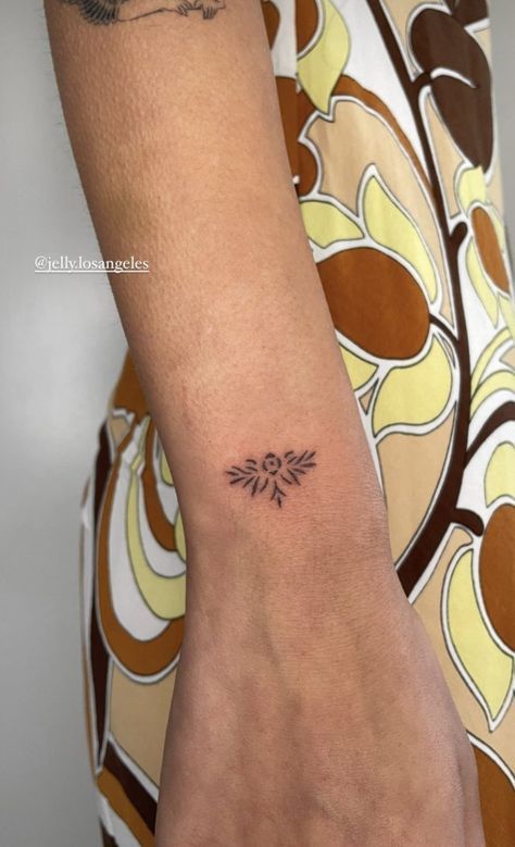 Bottom Shin Tattoo, Front Wrist Tattoos For Women, Scandinavian Tattoo For Women, Accent Tattoos, Upper Wrist Tattoo, Asymmetrical Tattoo, Tiny Floral Tattoo, Top Of Wrist Tattoos, Guatemalan Tattoo