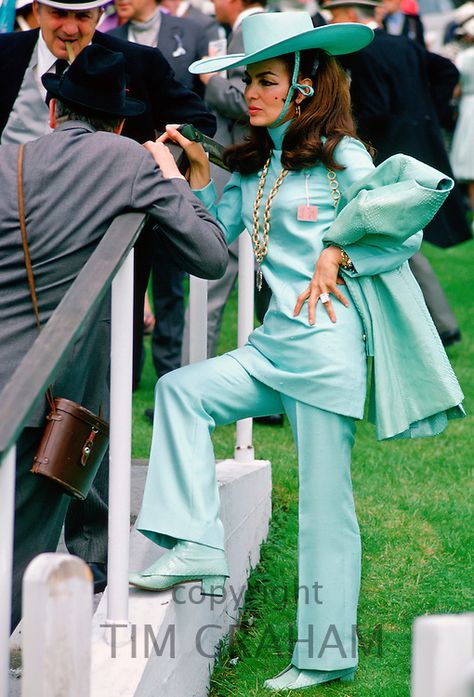 Racegoers at the Derby, England | TIM GRAHAM - World Travel and Stock Photography Mexican Actress, Dad Fashion, Latina Fashion, Fashion 101, World Travel, Material Girls, Style Icons, Beautiful People, Derby