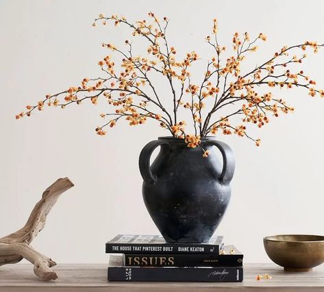 Black Vase Decorating Ideas, Vase Branches Decor, Distressed Pottery, Ideas Cuadros, Red Pottery, Vases Pottery, Faux Branches, Pottery Inspo, Fall Things