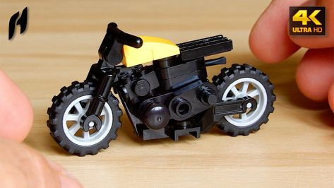 Lego Motorcycle, Lego Design Ideas, Lego Aircraft, Bmw Scrambler, Lego Boards, Lego Pictures, Lego Mecha, Scrambler Motorcycle, Folk Design